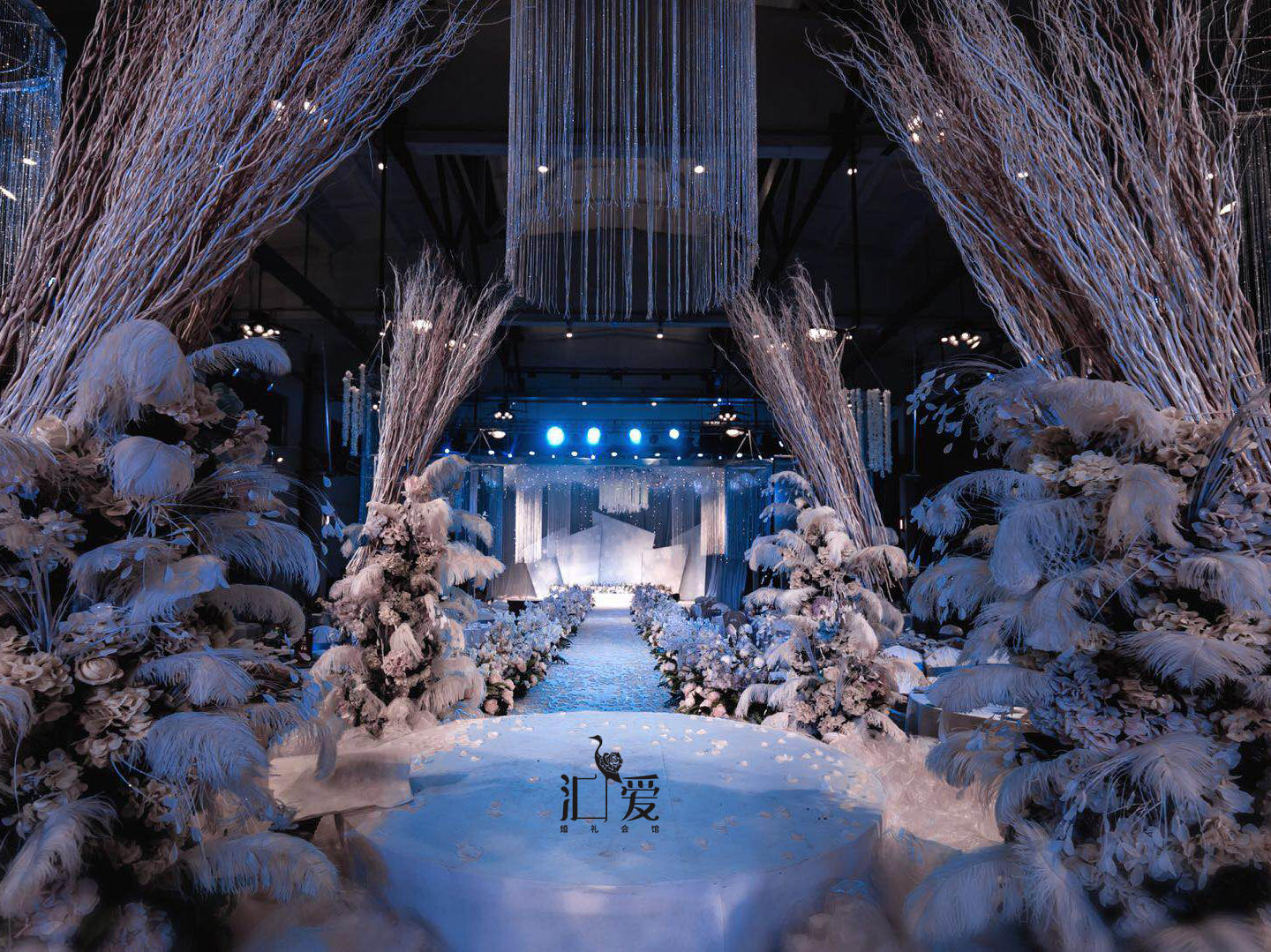 汇爱婚礼《遇见》雾霾灰碰上香槟色