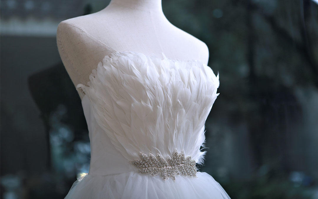 【韩式婚纱超值套餐】新款婚纱+礼服+伴娘服+头纱