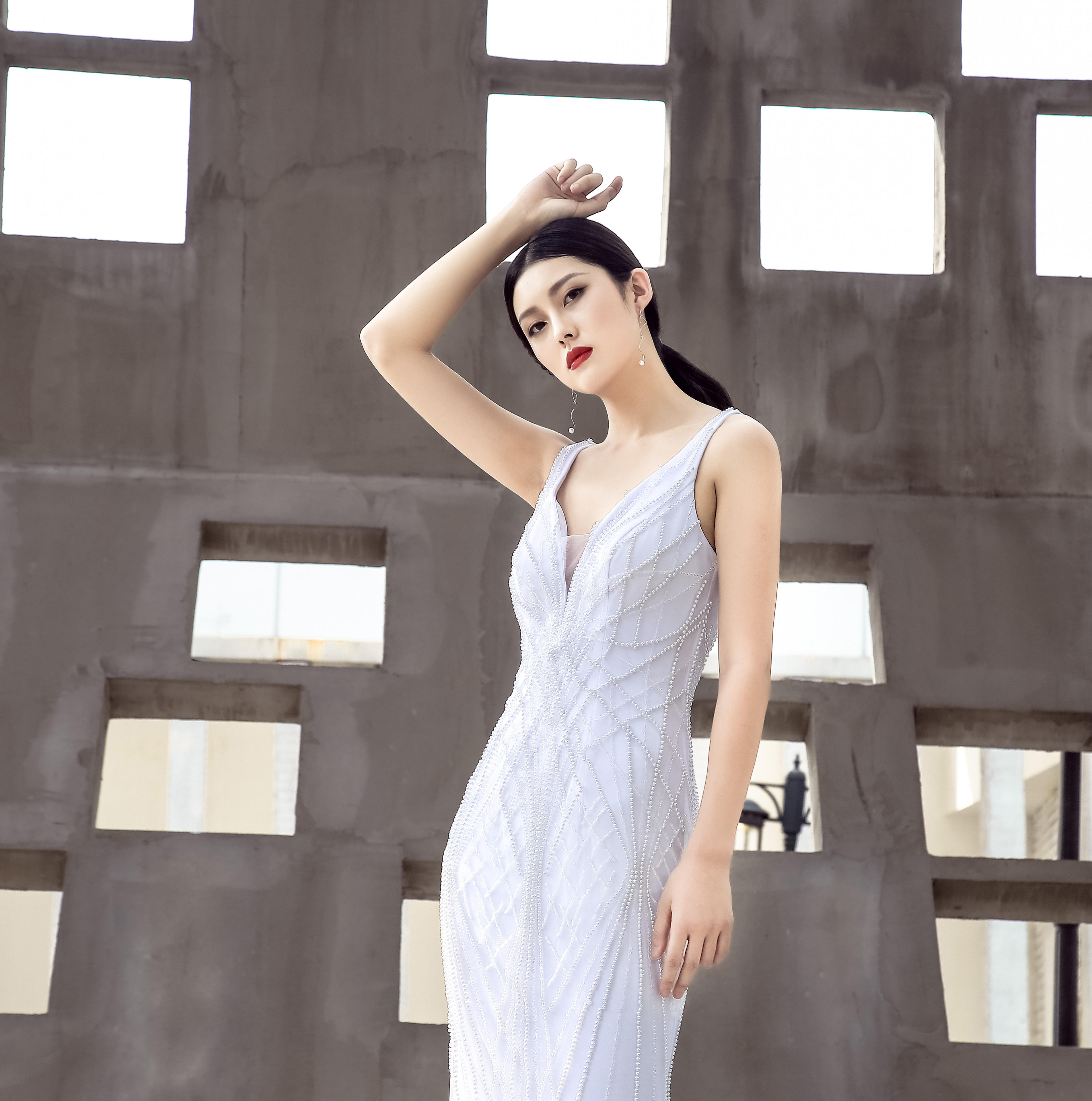女神式白色礼服设计师品牌