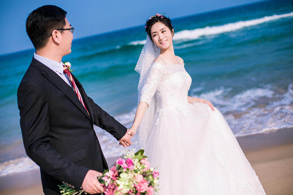 TOPPIC 非誠勿擾拍攝基地 3對1服務 包郵