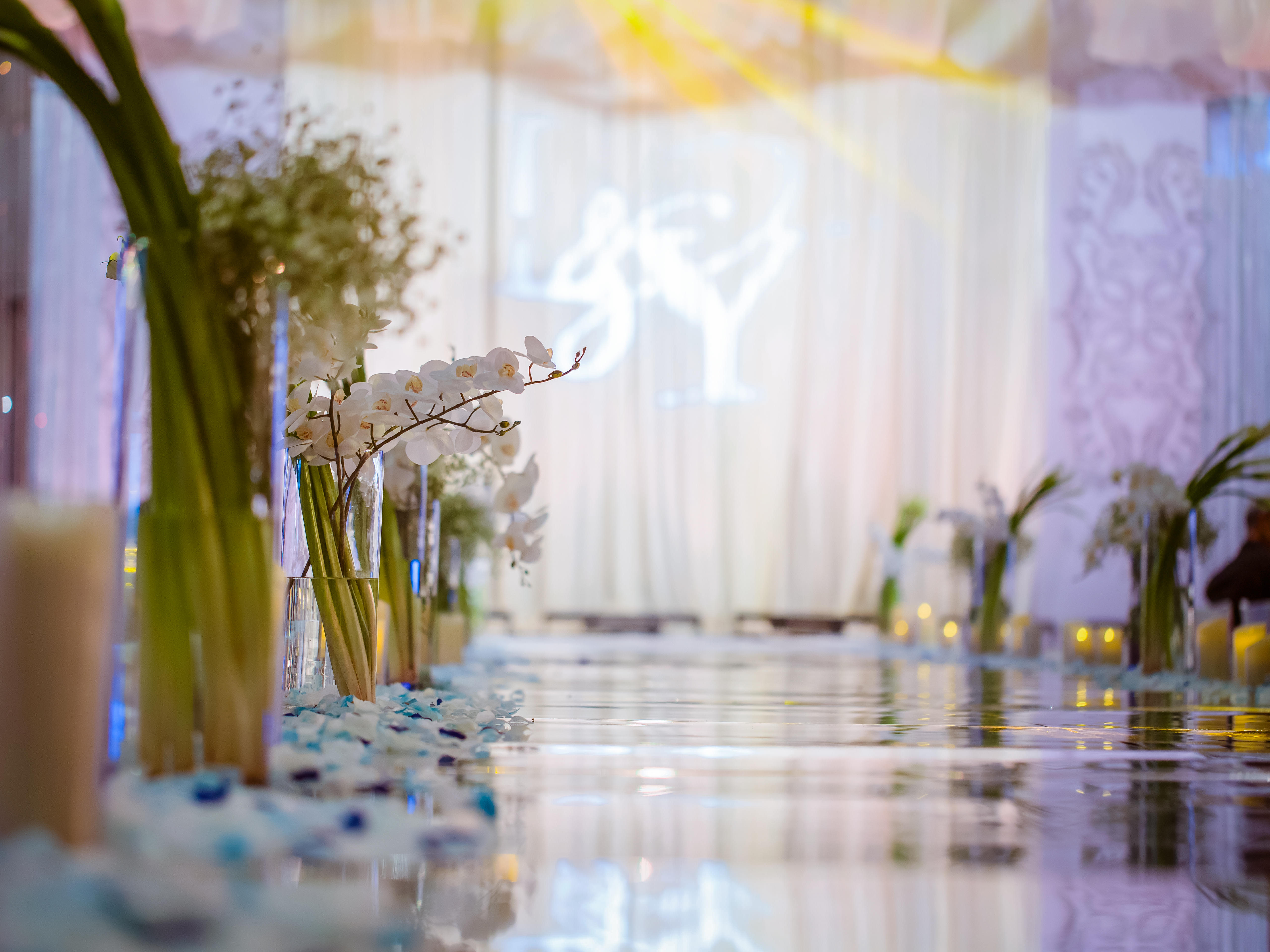 唯尼婚礼【 东港国际会议中心】《遇》