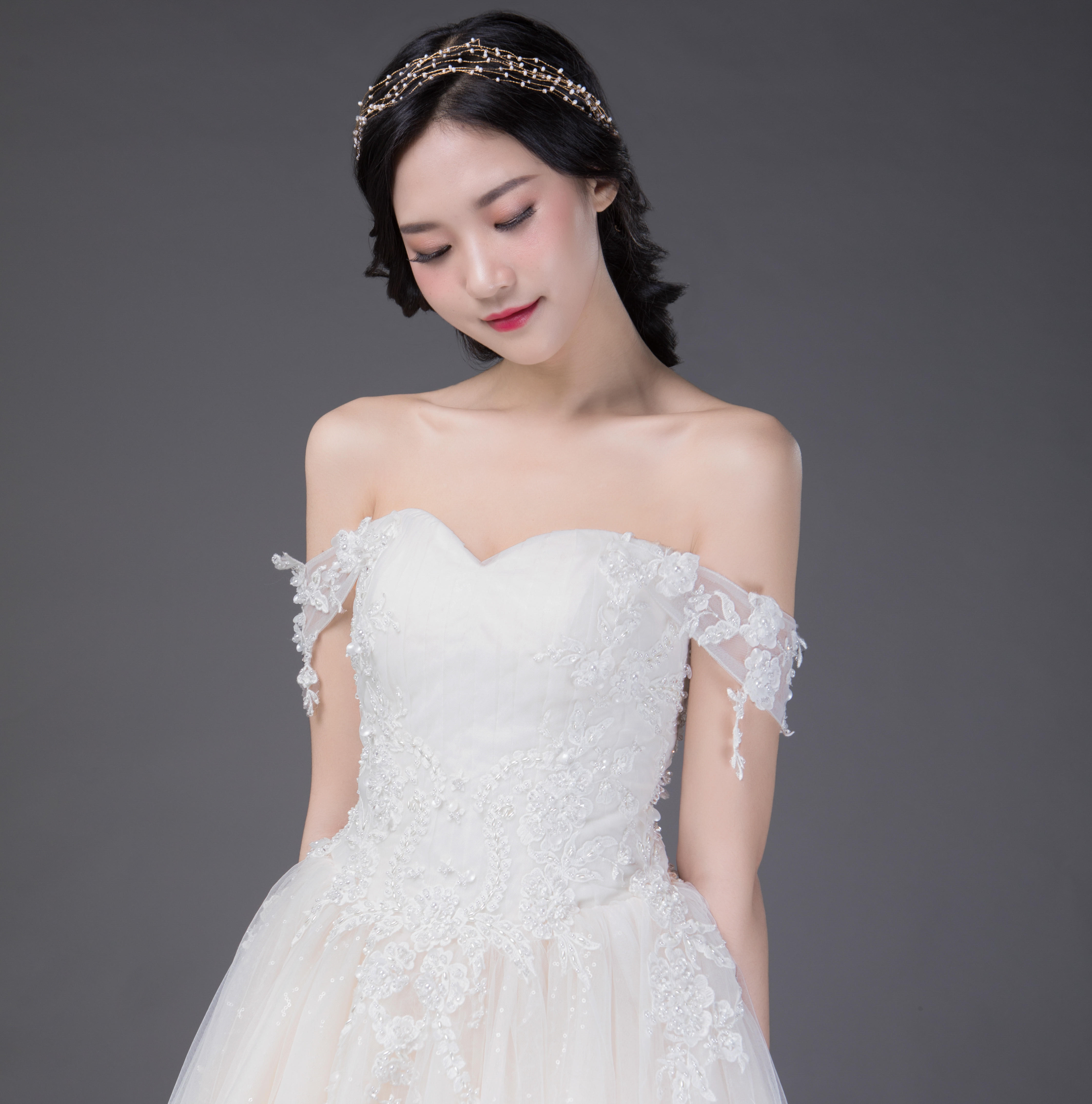 【预售直播超值套餐】婚纱+礼服+裙褂+全程跟妆