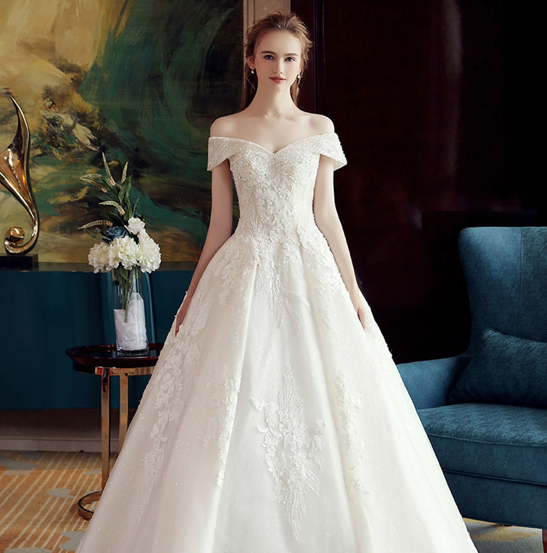 B&L婚纱礼服一字肩公主梦幻重工齐地婚纱