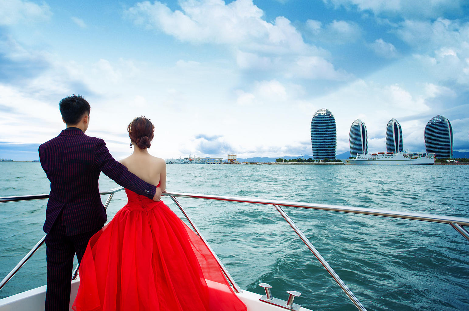 【超特惠游艇出?！刻紫?999