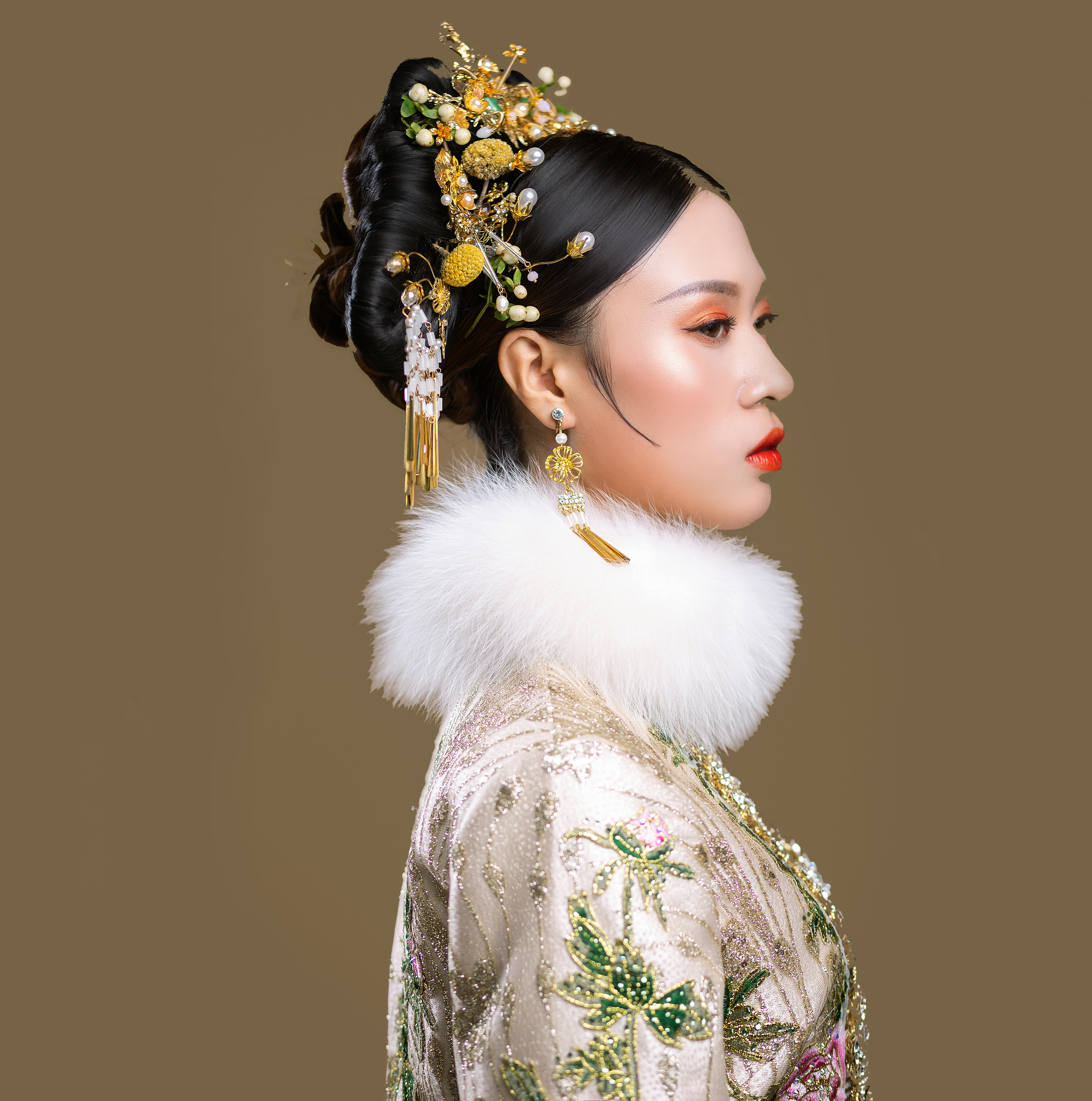 【高定款】首席档全程跟妆（烟台五区内）+送伴娘妆