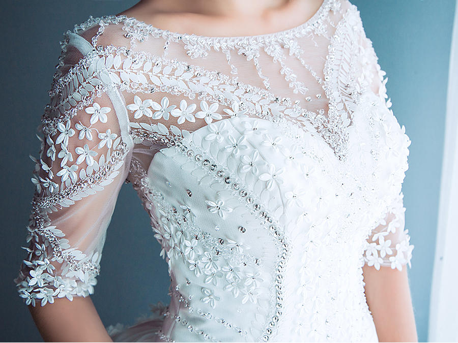 【四件套】超长花瓣拖尾 