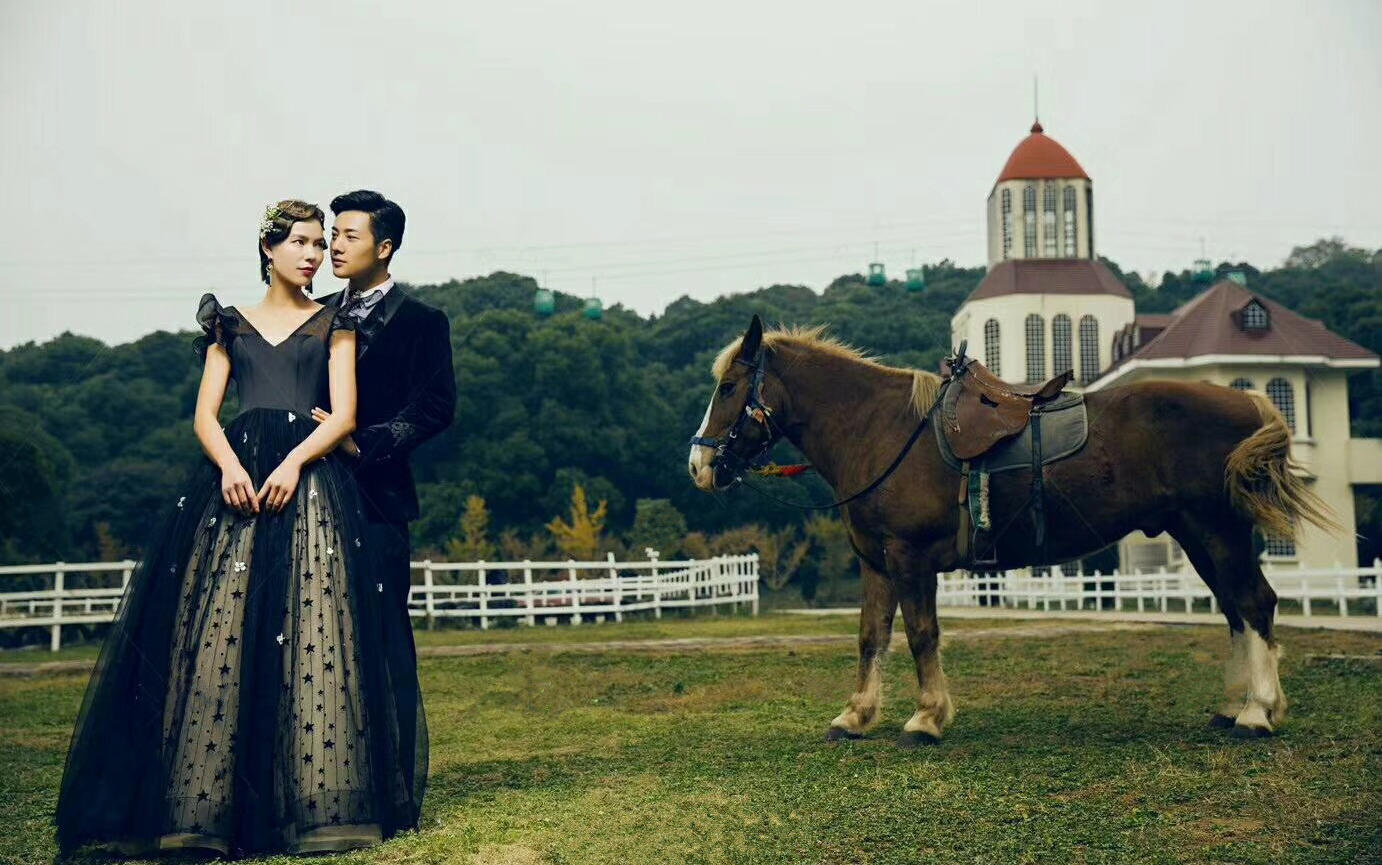 罗马经典婚纱摄影  马场主题