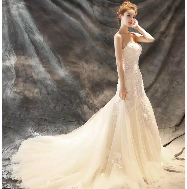 维诺婚纱礼服两件套+高级化妆师