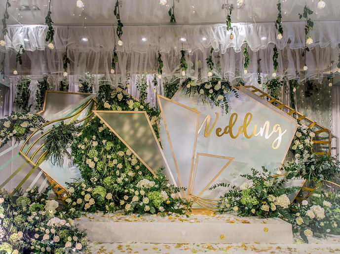 【曼薇蜜婚礼】清新自然主题定制+创意设计