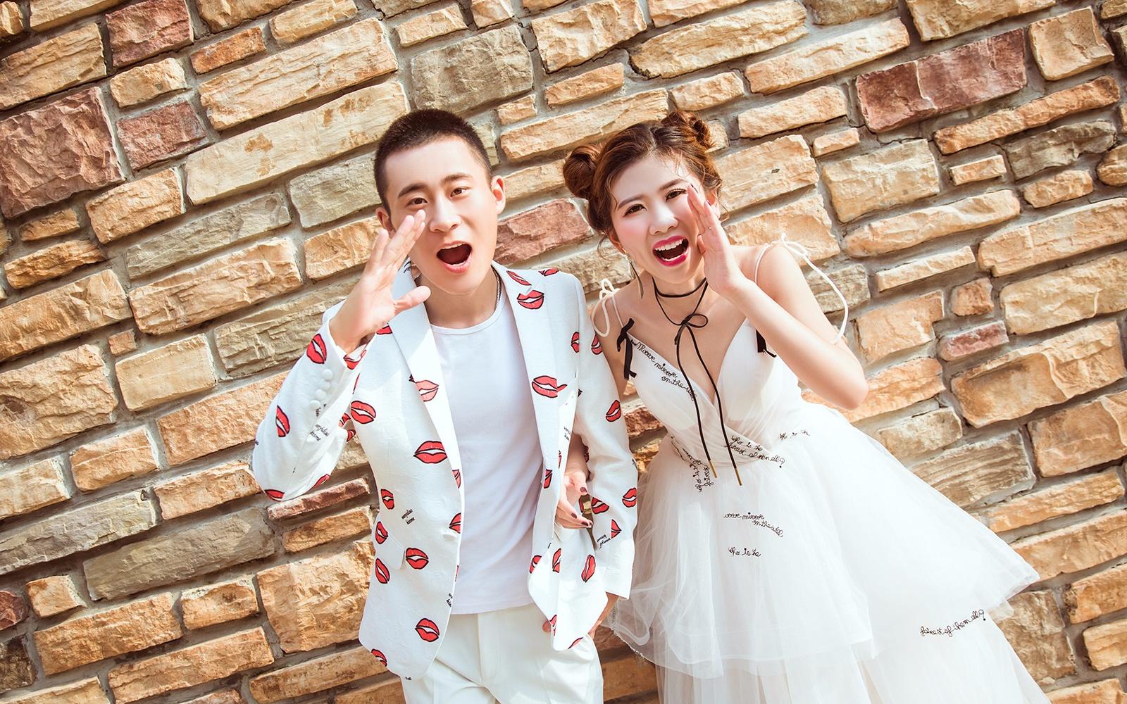 【米拉婚紗攝影】《好評(píng)如潮》經(jīng)典·個(gè)性+內(nèi)景拍攝