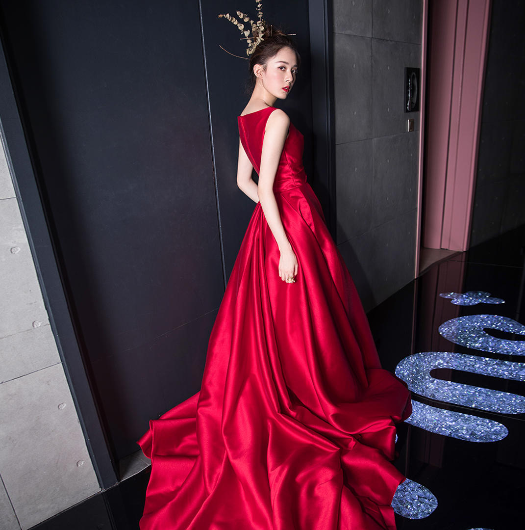 新款推荐【RED ARISE】