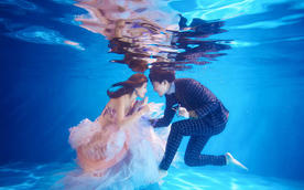 水下婚纱照《水下求婚》