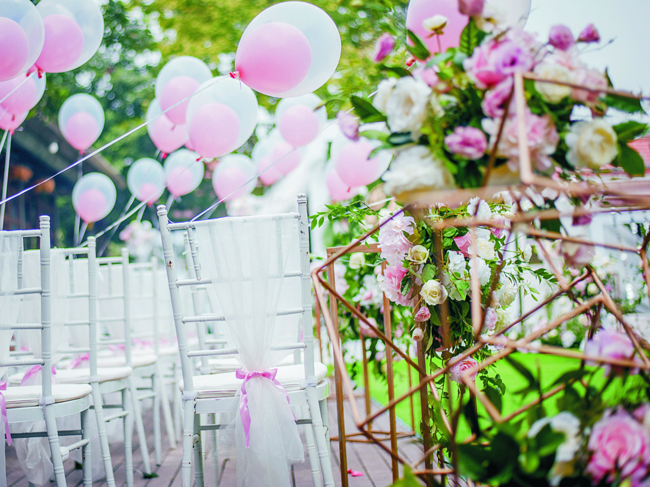 马丁婚礼策划|白粉色清新户外 加大码的爱