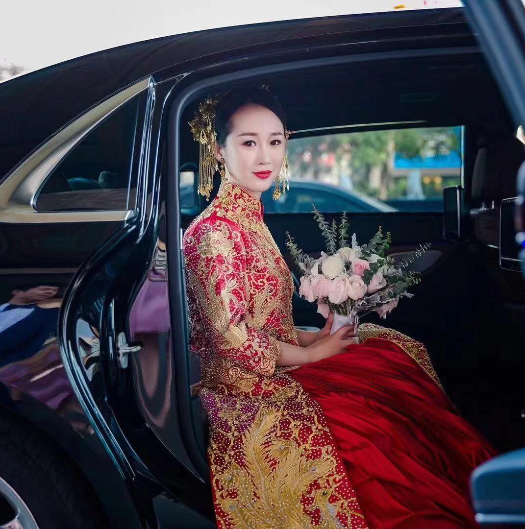 【超值套餐】秀禾+仪式纱+敬酒服+跟妆