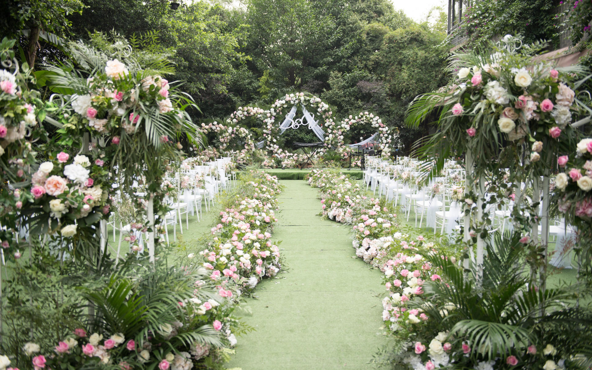 山丹丹-户外草坪婚礼 dieam garden 