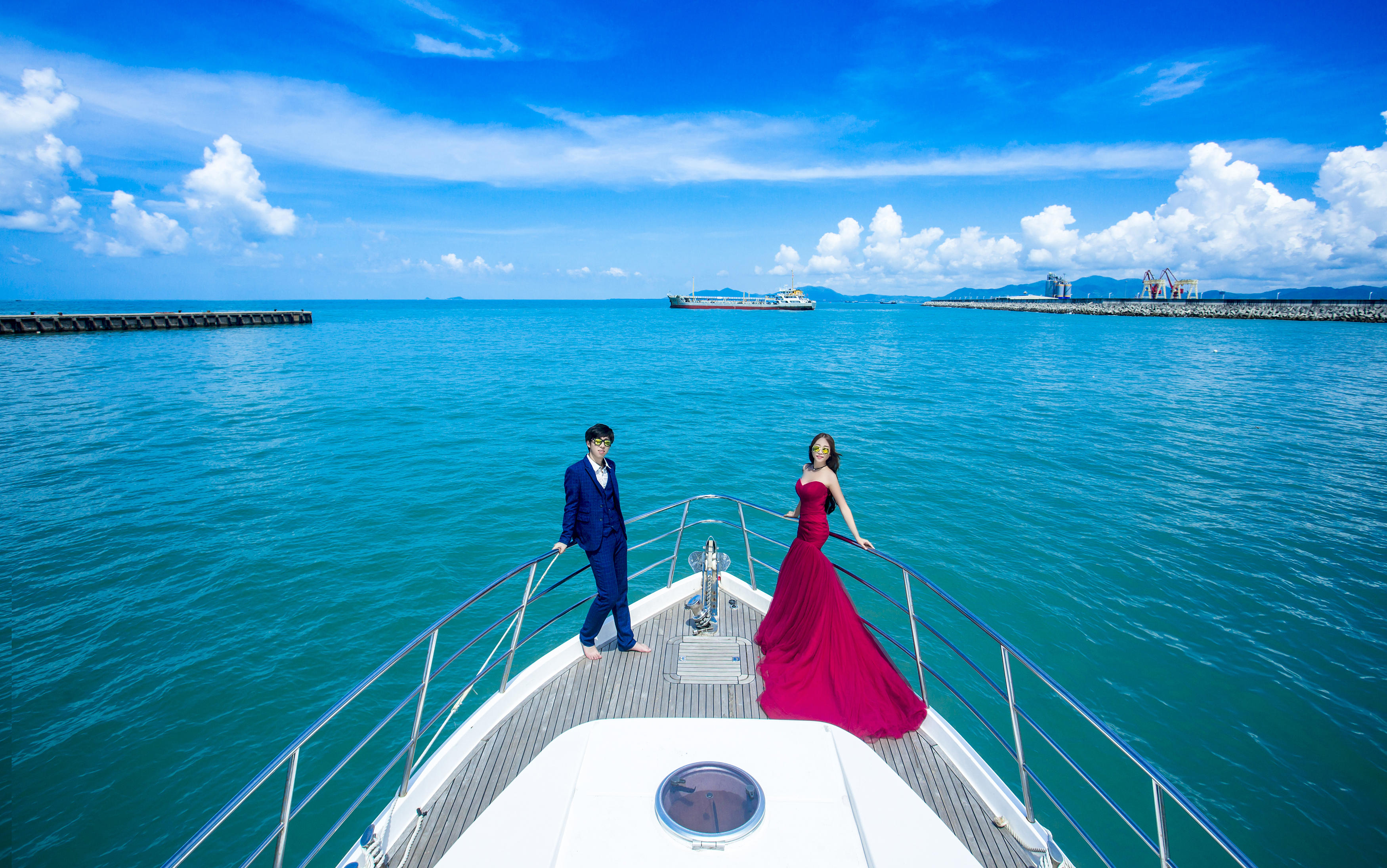 双景区蜈支洲岛+非诚勿扰2+服装20+套产品包邮