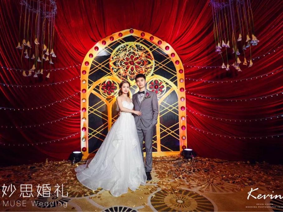 【妙思】红金黑复古罗马教堂轻奢婚礼庆策划个性创意