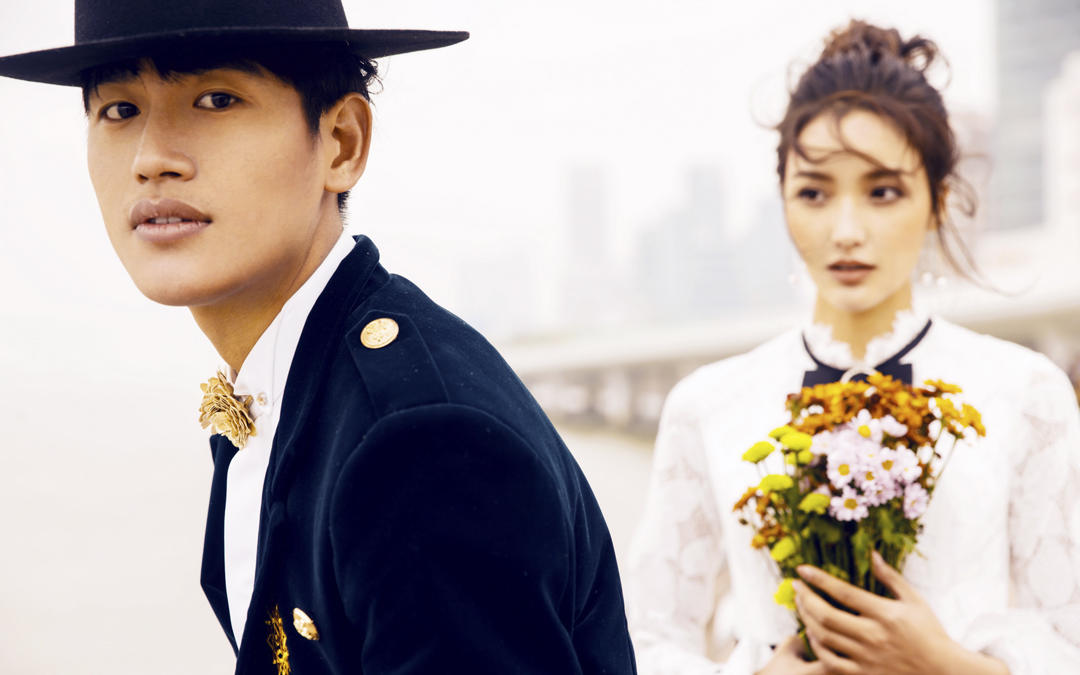 3月春季大促销感恩回馈发售婚纱照折扣套餐