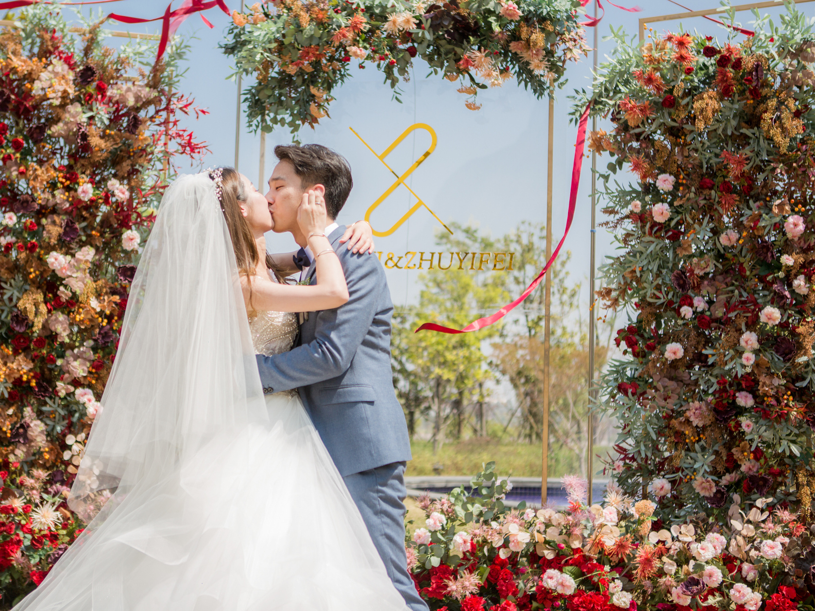 熹黛婚礼•缤纷多彩的你【花艺、丝带、气球】