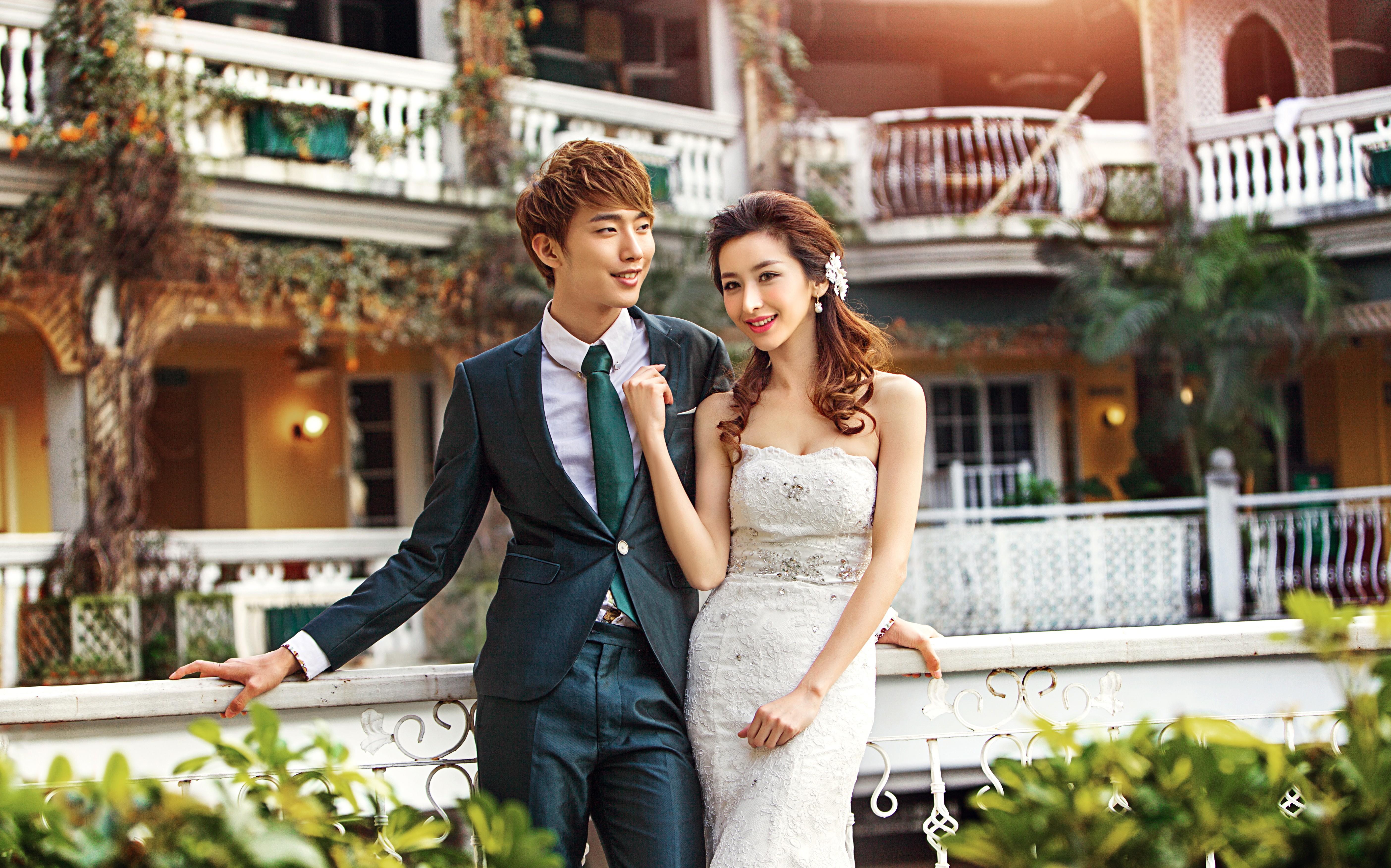 貴港ＣＣ中國(guó)風(fēng)給你拍出最美結(jié)婚證件照