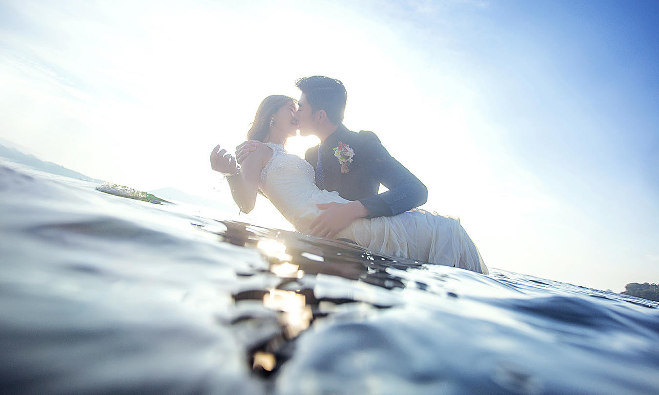 厦门蜜缘婚纱摄影 婚纱照摄影团购 蜜月旅行拍结婚
