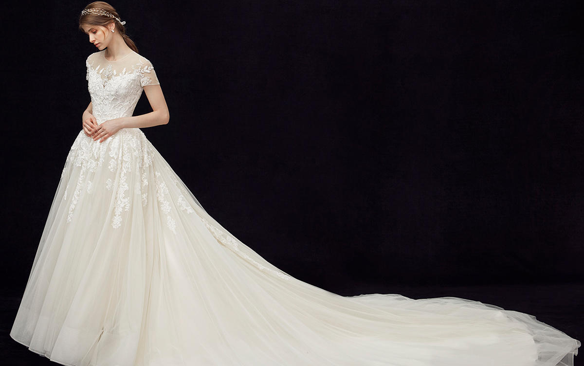 【DREAM WEAVING】优雅长拖尾仪式纱