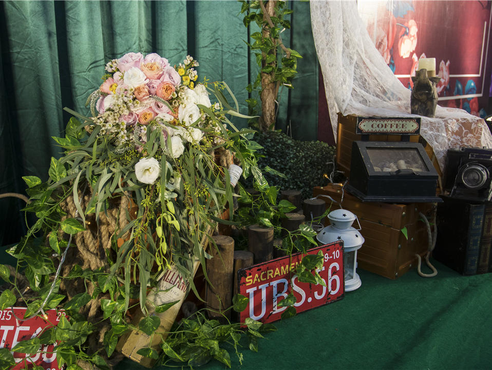 皓量婚礼私家定制——复古红绿