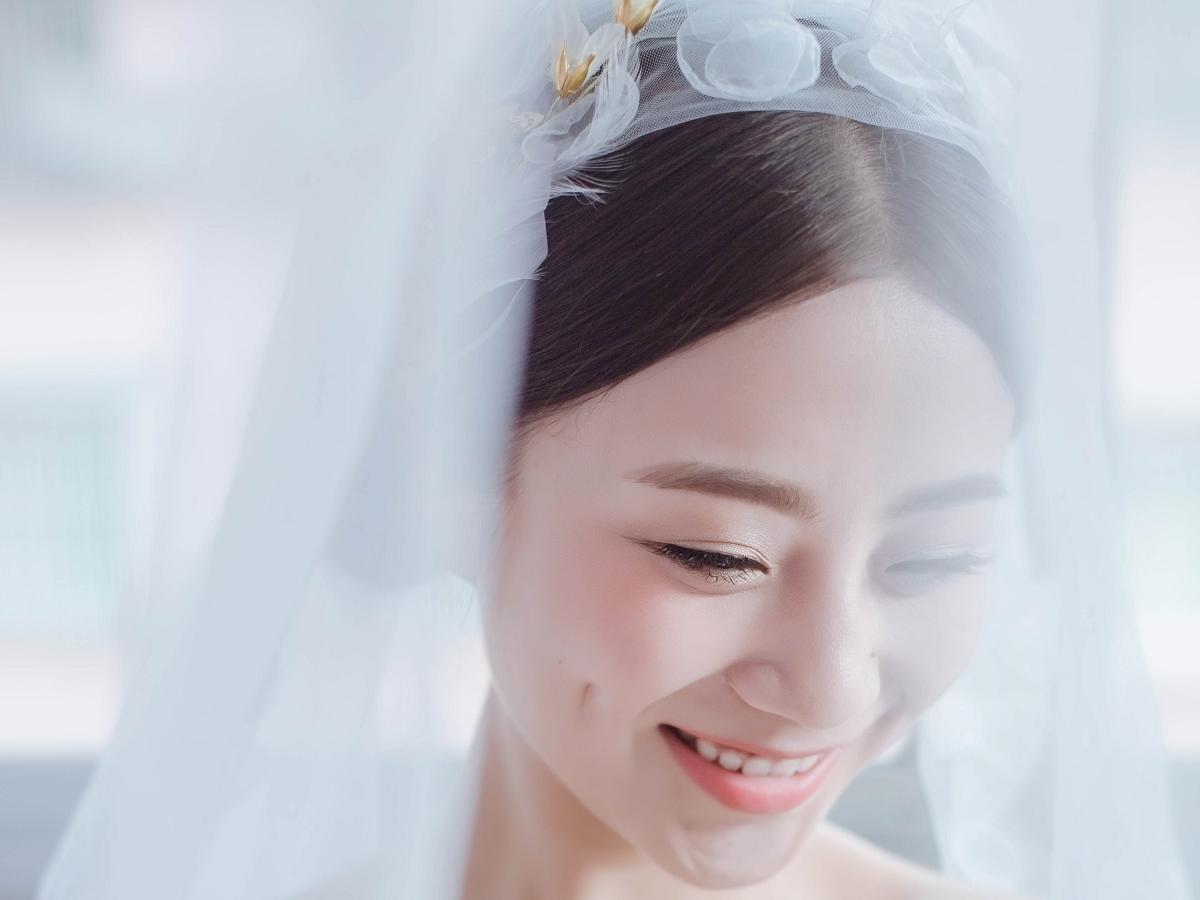 Nice奈斯 总监斯颖跟妆＋两套婚纱 优惠600