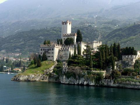 爱塔罗海外婚礼+意大利玛尔切西内+欧洲城堡婚礼