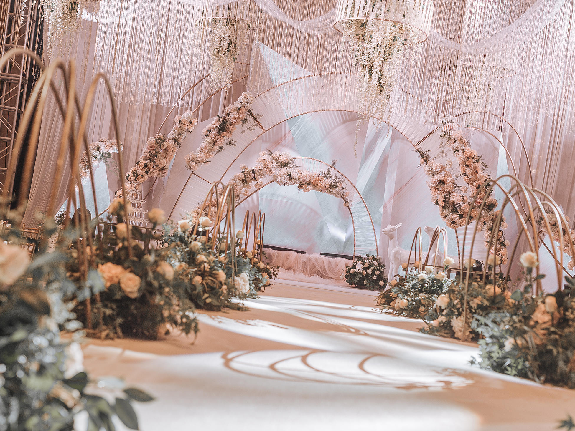 【爆款】百搭香槟色｜浪漫温馨｜主题婚礼轻奢定制