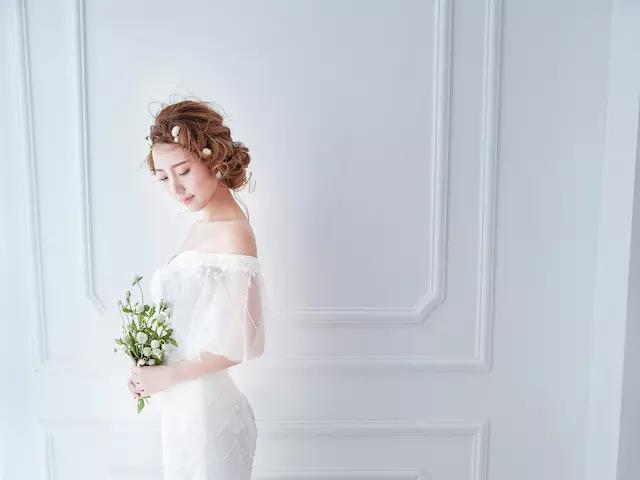 【F·R造型】首席老师新娘全程跟妆 送伴娘妈妈妆