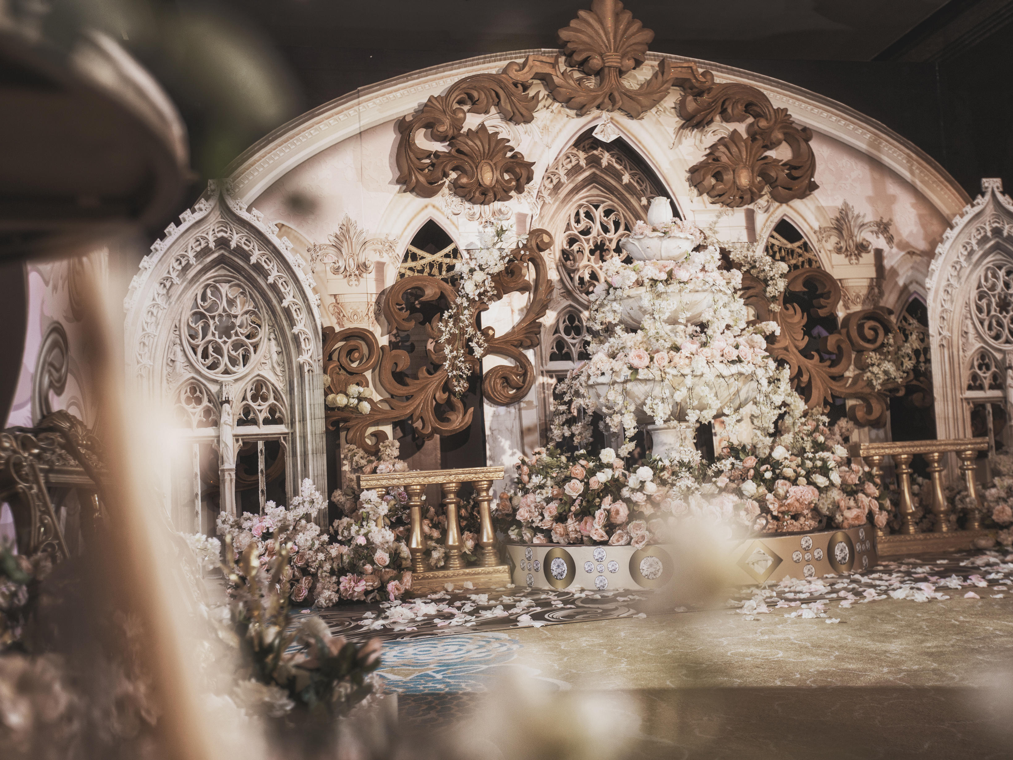 加冕丨DreamPark·欧式宫廷复古奢华系婚礼