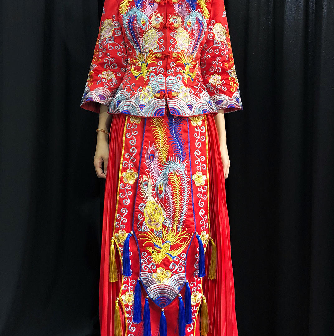 【怦然心动】中式龙凤褂 秀禾服租赁