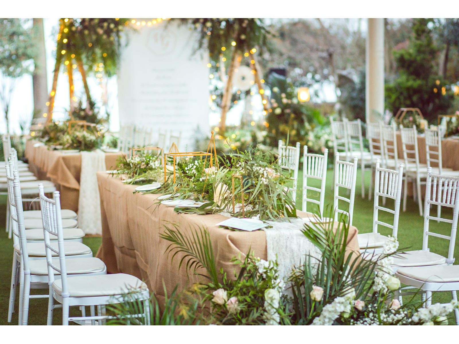 户外热推【湖滨客舍】含放飞气球/鲜花装饰