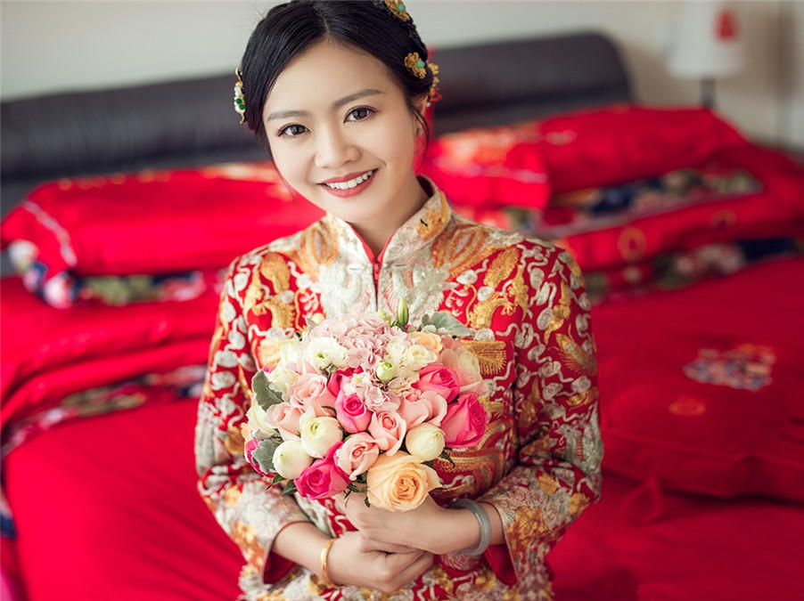 婚礼全程不限造型跟妆接亲（送2个妈妈妆）