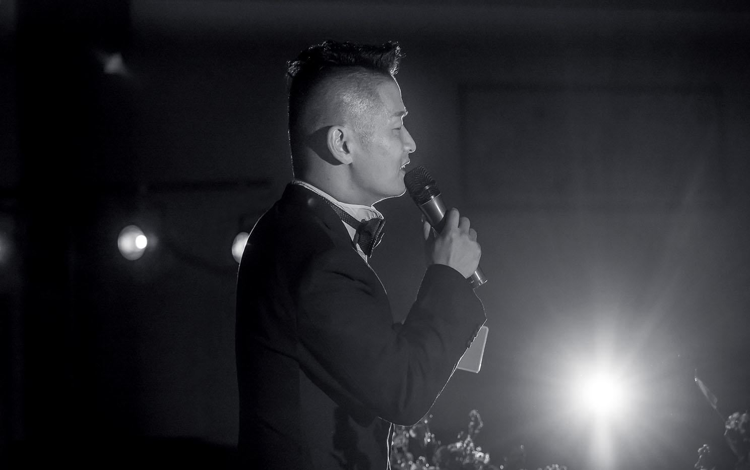 资深主持+专业流程策划+督导+音乐执行+腹语表演