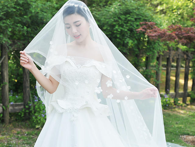 【绣阁嫁衣】设计感爆棚的腰间花长托