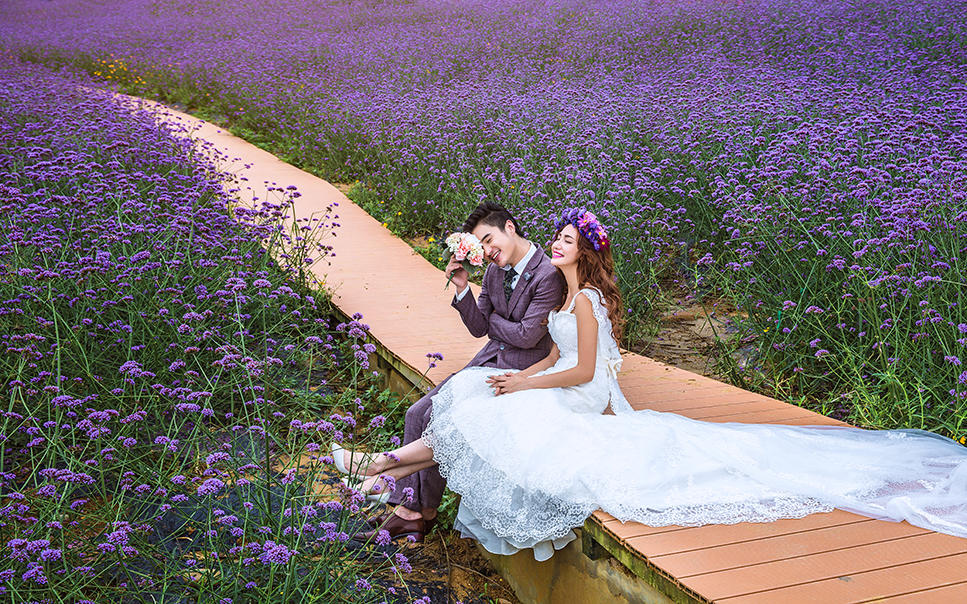 【带上婚纱旅游】总监定制拍摄丨三对一服务