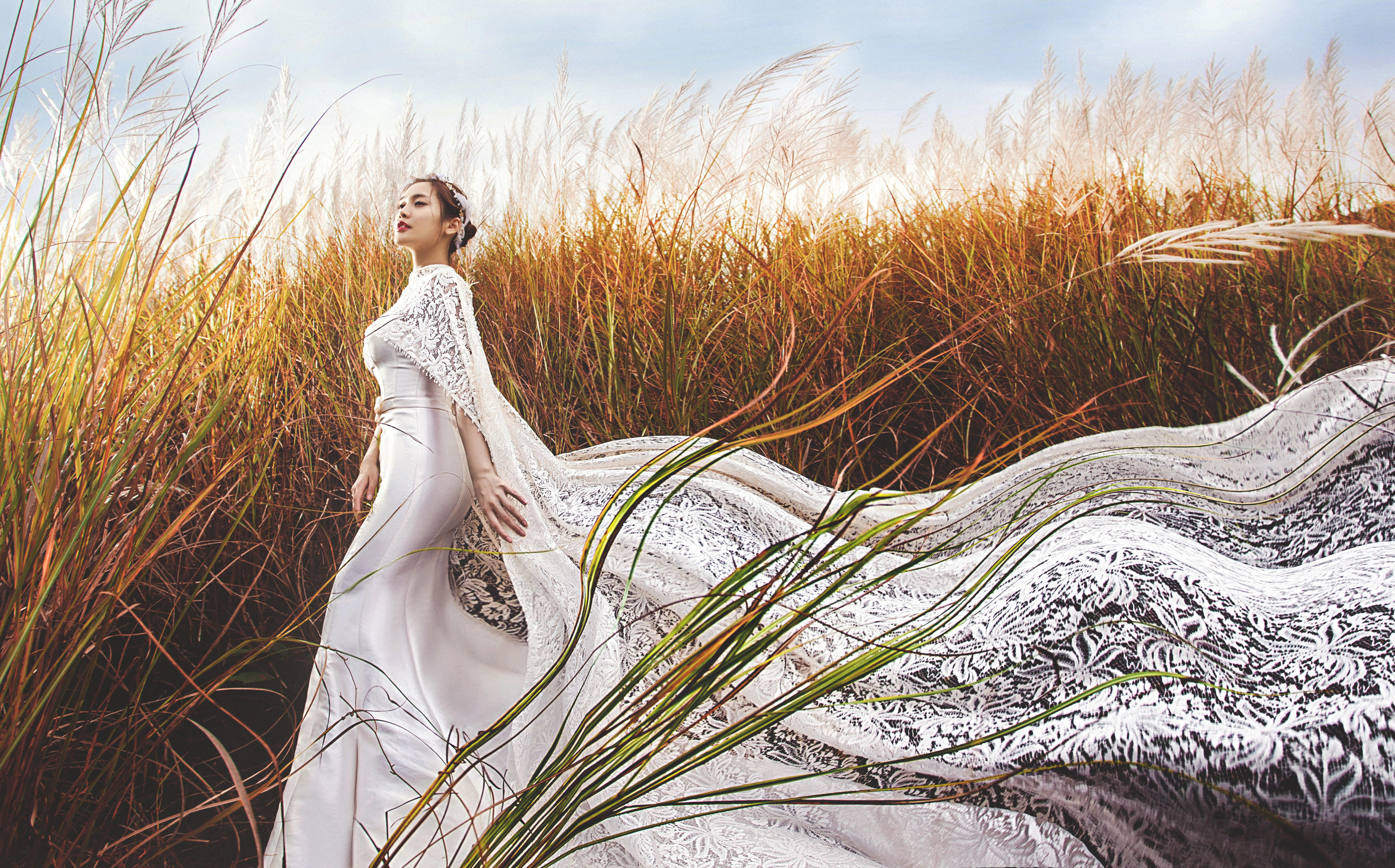 YIZE丨【 99抵二百代金劵 】