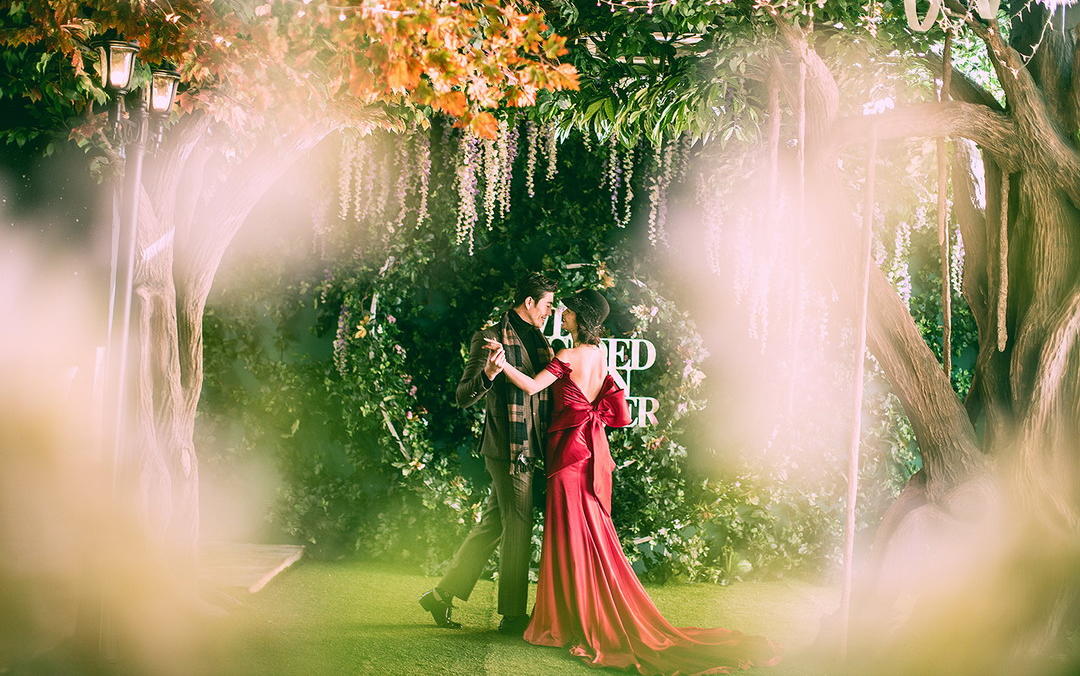  店慶+抵現(xiàn)金活動(dòng)+雙外景拍攝+15大禮品贈(zèng)送