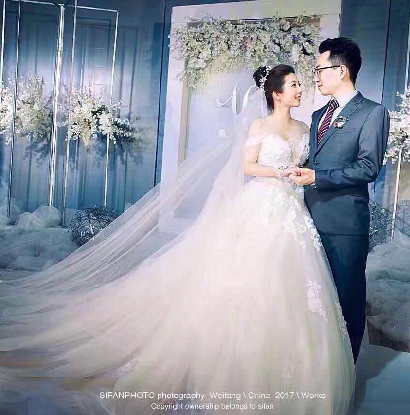 秀禾+仪式纱+敬酒服+新娘跟妆