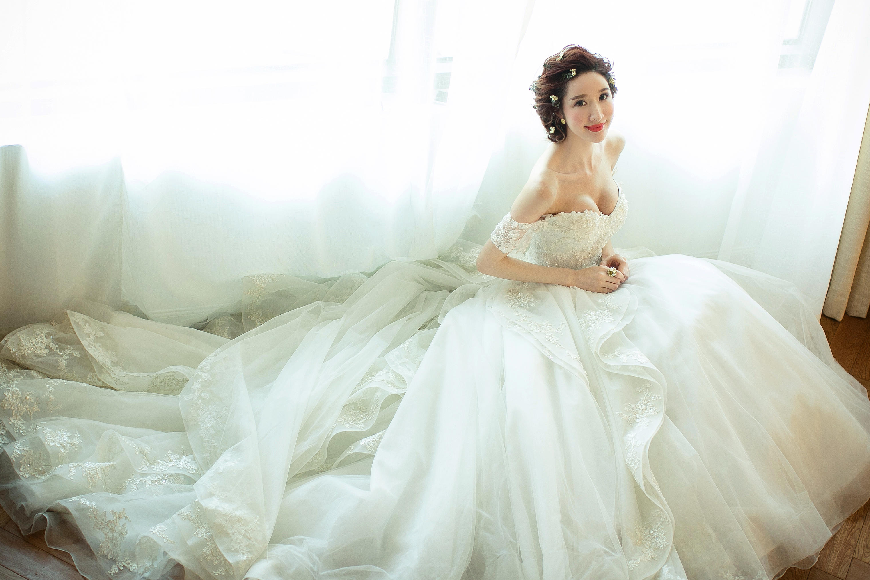 穿上这样的婚纱，带上最好的自己，嫁给最好的你