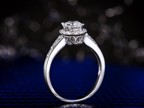 【闪耀】系列 白18K金 钻石女士戒指