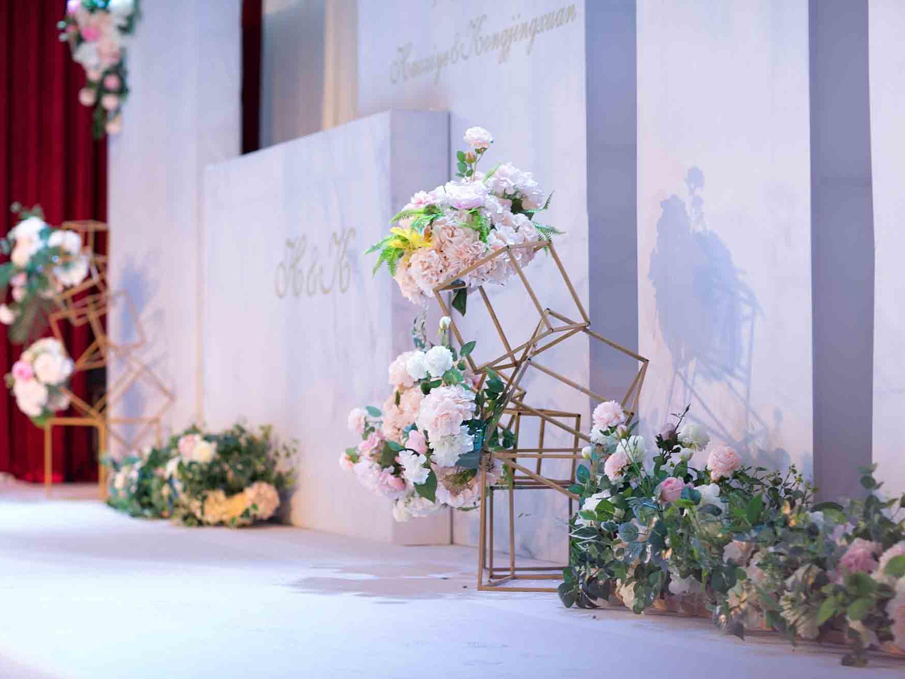 【花海阁出品】The first love！