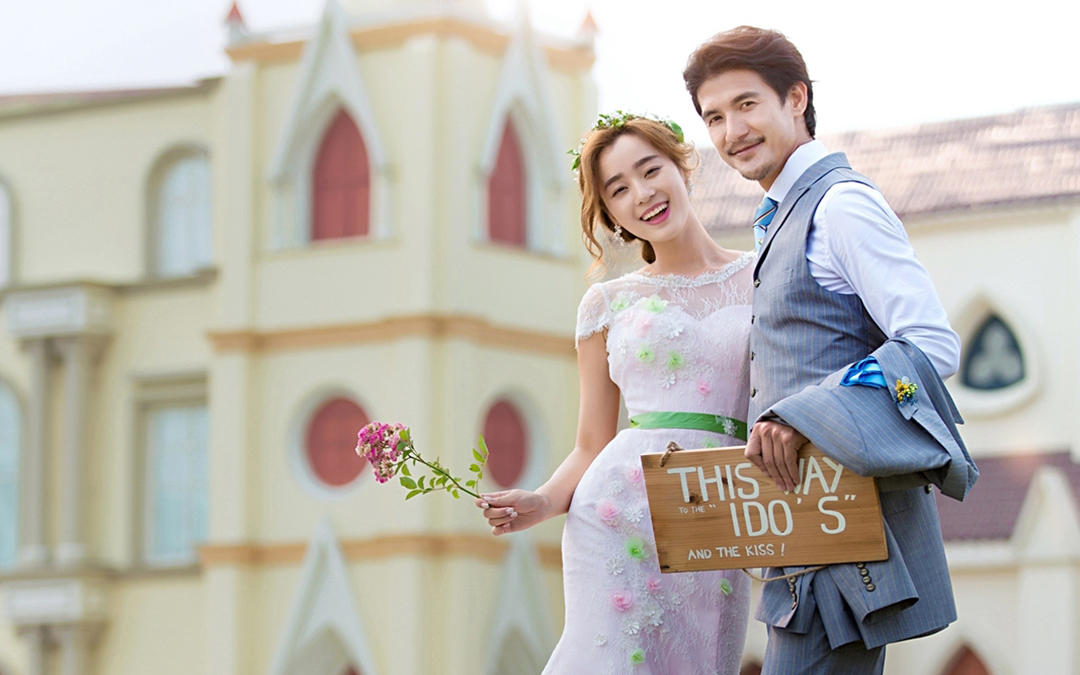 【私人高級】+滿意再付款+贈送鮮花+底片