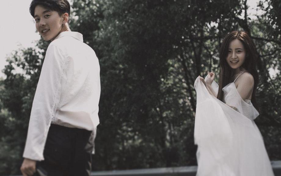 【兰视觉婚纱摄影】110精修+300底片+送婚纱