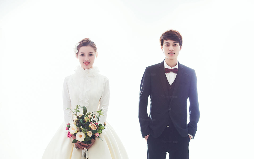 时尚之选 旅拍定制+全国包邮+海景礁石+欧式建筑