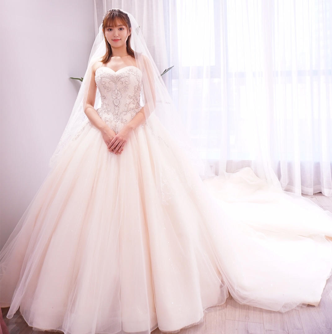 2019年撩新品婚纱礼服明星同款新品小仙女款气质