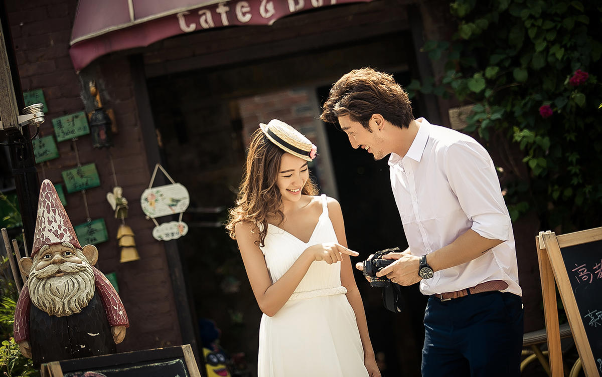 【网络特惠】8服8造 多拍多送 底片全送