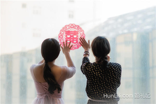 自己结婚朋友圈怎么发通知